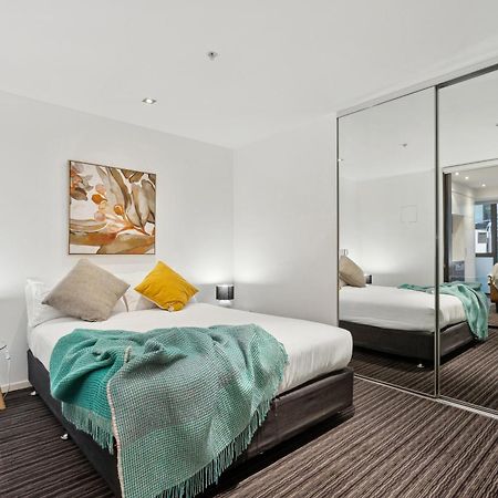 מלבורן Complete Host Halo Apartments חדר תמונה